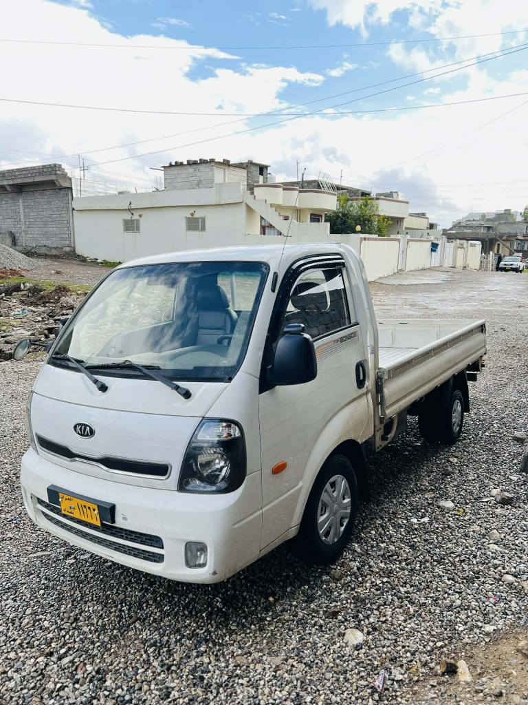 کیای بار
مۆدێل2012
تۆماتیک
شوێن سەیدصادق
ژ.م ***********
*********** السليمانية, العراق
