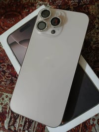 آيفون ١٦ برو ماكس • ٢٥٦ • ذهبي