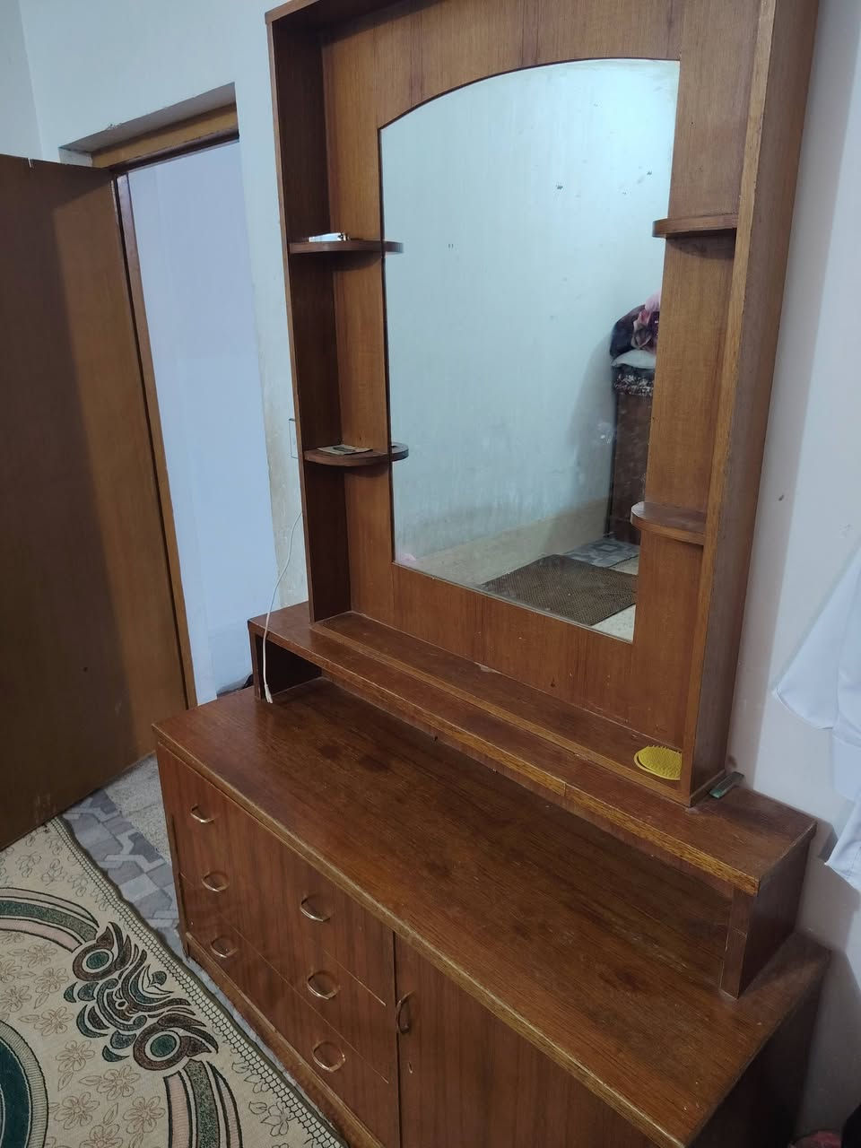 للبيع ب١٥٠ الف ثنينهن ماابيع واحد
مكلف بالنشر
كربلاء حي الحر
للتواصل ***********
