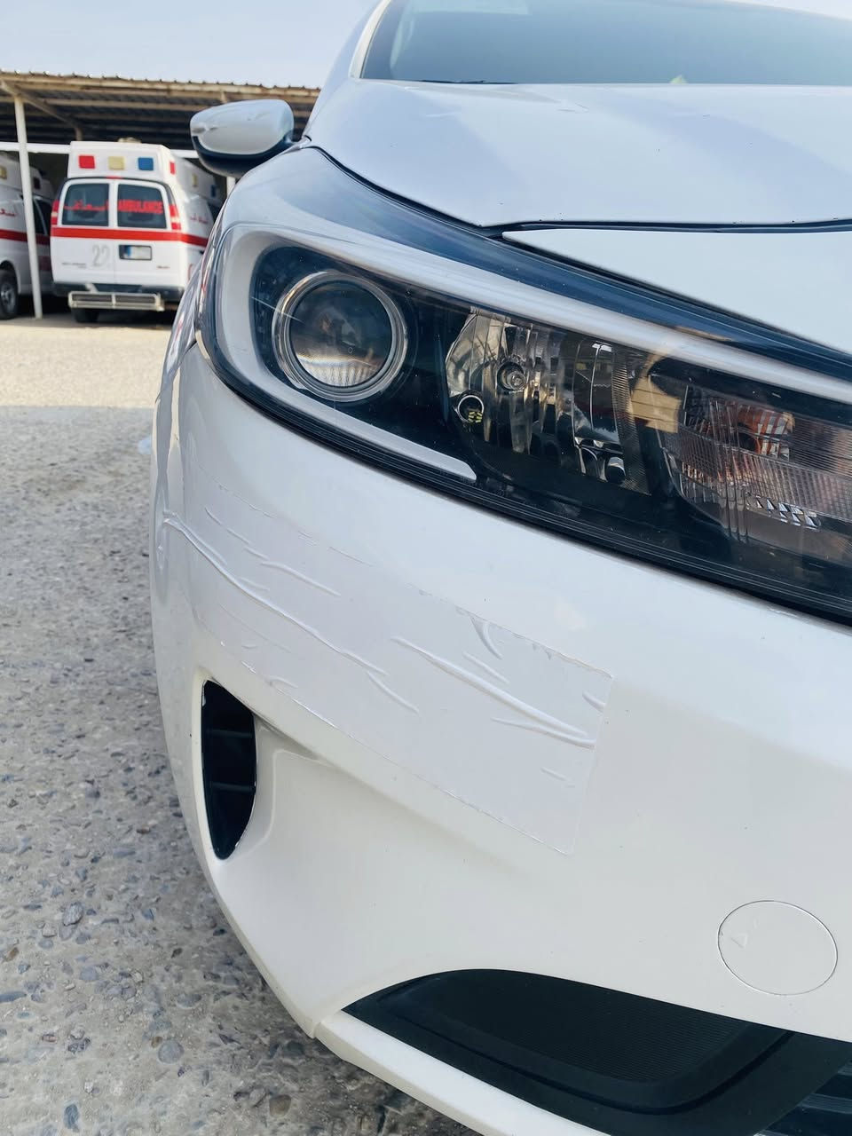 كيا فورتي/مديل ٢٠١٧
كفاله عامه ماشيه ١٢٧

رقم بغداد مدور ثاني يوم 

مكان السياره ناصريه /حي الشهداء شارع المحسن 

السعر ١٣٥ وبيه مجال 

السياره جديده كلش 

***********
