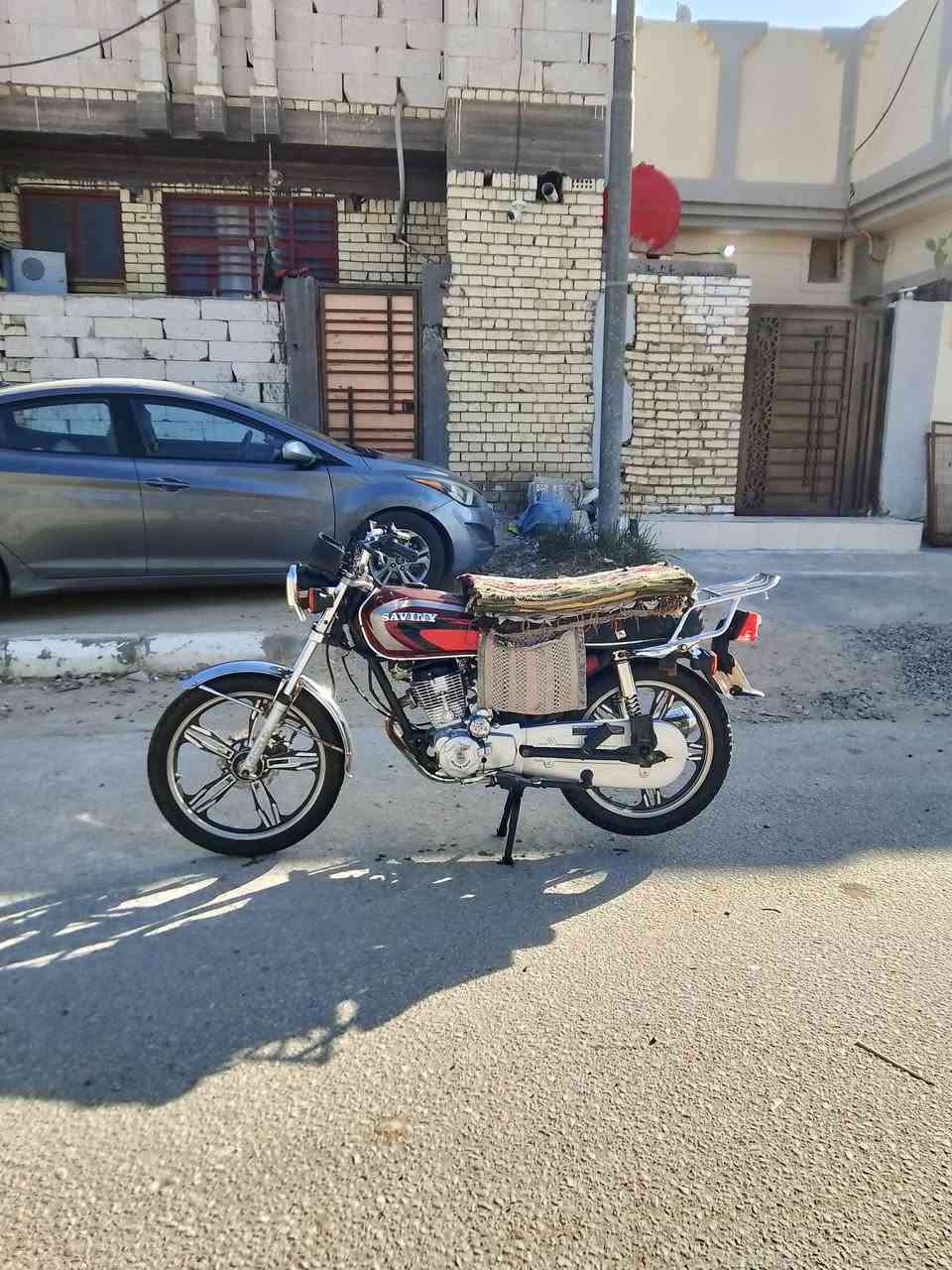 سلام عليكم سيفان 20كفاله عامه ختم سونك باب أول برغي مامفتوح بيها مكينه ناعمه لاتبخيرولاصوت كهربايات كلها شغاله نضافه شوفت عينك وحله من الصوره كفوله من كلشي مابيها كل نقص اوراق كامله شرط بعدهن بجسهن دراجه مال جناي السعر475وبيها مجال حك الجيه فقط ***********مكاني طوريج ***********
