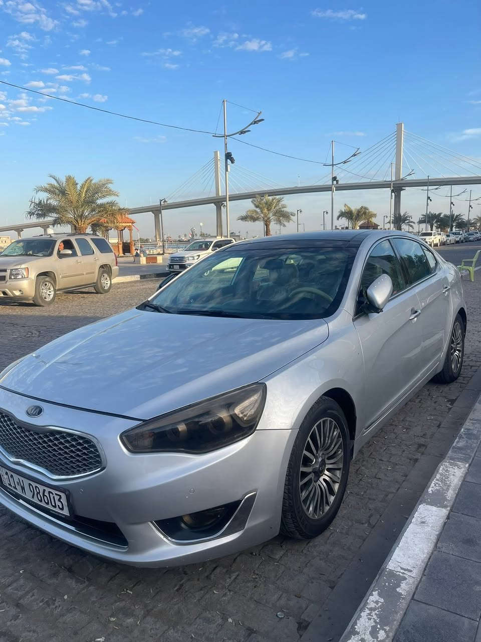 سلام عليكم
سيارة كيه كادنزة موديل   2014. وارد خليجي فول فول مواصفات. محرك.   6V.  /.  3500.   
بصمة جلد كشنات كهرباء تدفئة تبرين كشنات 
بانوراما رادرات. كامرة. مرايات شفط. تحكمات 
تبريد قطعتين. منفصل.  تحكمات بلخلف. 
تايرات جديدة  مضخم.  حدادية جديدة السيارة شلعتها حلوة  ما ناقصها اي شي 
ملاحضة السيارة بيها رصعات 3او 4 ومصلحات بارد 

الهـــاتــــف. ***********📲
