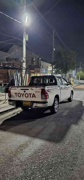 هالؤكس 2019 گێرعادى بى بؤياغ 4شؤينى ساده كوتى هيه نه رمه ته زره كى هيه سياره كه 122هه زارى حقيقى رؤيشته مه كينه ى نكرايته وه بى كيشه يه
نرخى 213
***********
