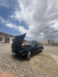 شباب بي إم دبليو 525 كبس فول فول فقط بلا فتحه موديلها 1991 سيارهً شرط ...