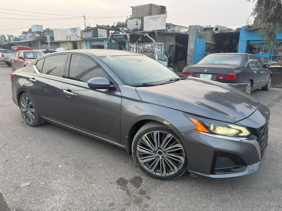 التيما SLموديل 24بدون دبل اكسل بدون تيربو. جاملغ مبدل وجاملغ وقطعة. كلير بخ بدون شاصي بشرط. سعر 187ورقه ومجال رقم سليمانيه***********
