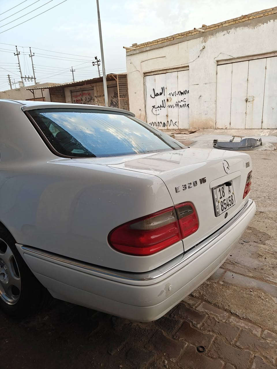 سلام عليكم للبيع ام عيون افن كارد فول موصفات رقم بابل بسمي  مكفوله بيه قطعه صبغ سبير ما نازل موديل 98 أصل محرك 6V  سعره 140 وبيه مجال الشراي ***********
