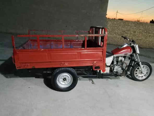 سلام عليكم ستوتةامتيارللبيع موديل 2008 
رقم اسود السعر 800 وبيها مجال ضفيرة جديدة مكينةجديدةمكاني كوت،واسط 
شارع النفط حي الجوادين هاذة رقمي
***********
