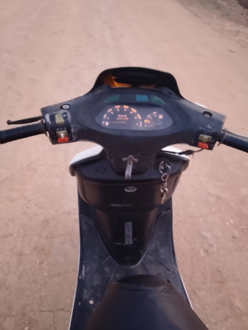 دراجه فراشه للبيع مكان حله ناحية النيل نقص باتري محرك مفتوح كهربائيّات شغاله للاتصال  *********** متواجد خاص
