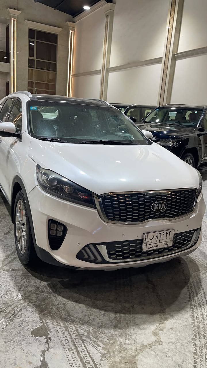 سورنتو 2019 خليجي وكاله 
فول مواصفات 1/1
بدون صبغ 
بيه مكانات بارد فقط 
السعر 22,500
مكان سياره بغداد
الاتصال ***********
