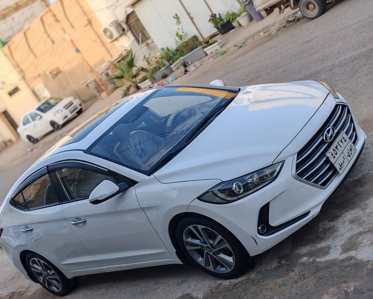 النترا 2018 سوبر فول سونار مرفق بصور السعر 140 تواصل ***********
