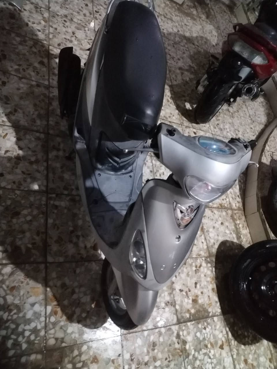 السلام عليكم للبيع دراجه ماكس منغولي الدراجه جاهزه مابيه اي نقص كهربائيات سلف هندر بلاديه بس الكفرات تجاري مكاني حله قرب مركز ثورة رقمي *********** خاص مفتوح السعر 525 وبيه مجال بسيط
