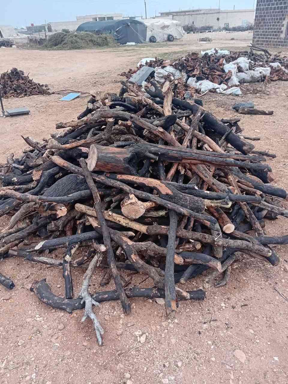 حطب للبيع ***********
