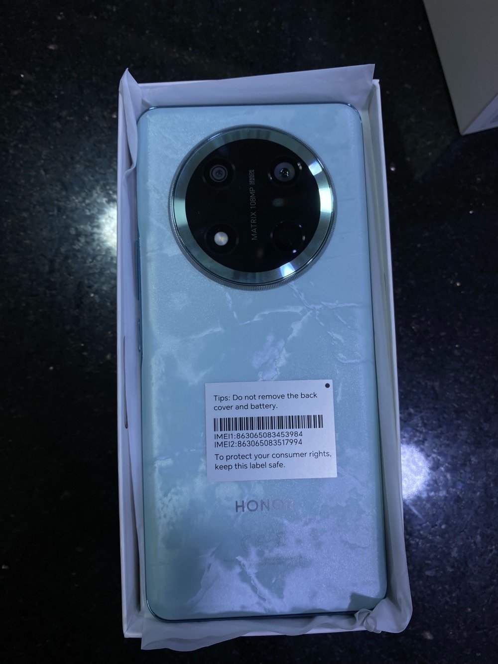 جهاز HONOR X9c جهاز جديد ما مستخدم بالباكيت ويا غراضه ( شاحنه والكفر)