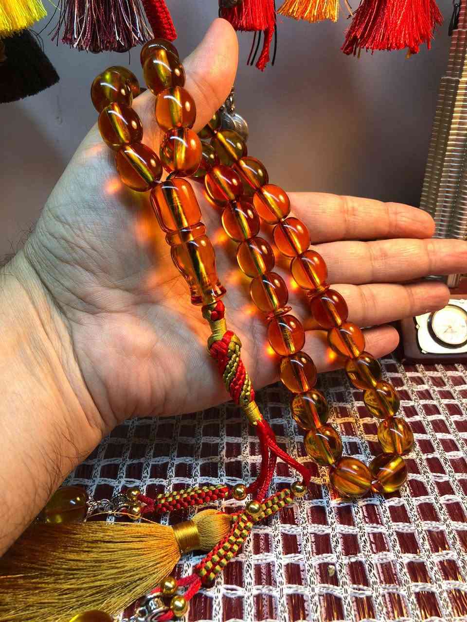 السلام عليكم 
مسباح سندلوس ذهب رجال شبيه بيت عنوز خامه اصليه مواد الماني ذمه جراخة اسطه الشاهد ثقب واحد فتحات الخرز محوف شغل يدوي بالكامل كركوشة تفصال شرط الصلابه وطكه وملمس ناعم 
الوزن 84 غم القياس 14 / 15 العدد 33 خرزه 
السعر 45 الف يتوفر خدمة توصيل 5 الاف


**إذا كنت صاحب هذا الإعلان وتريد حذفه لأي سبب، رجاءا أرسل رسالة إلى الدعم الفني**