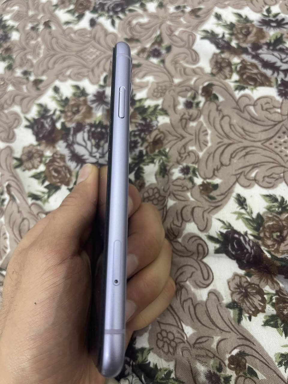 آيفون 11 عادي
لون سمائي ذاكره 128
بطاريه 73‎%‎بلاديه
شاشه  بلاديه 3 خيارات 
السعر 175 وبي مجال قليل 
***********للاتصال أو مراسله واتساب
بغداد الطوبچي 📍
