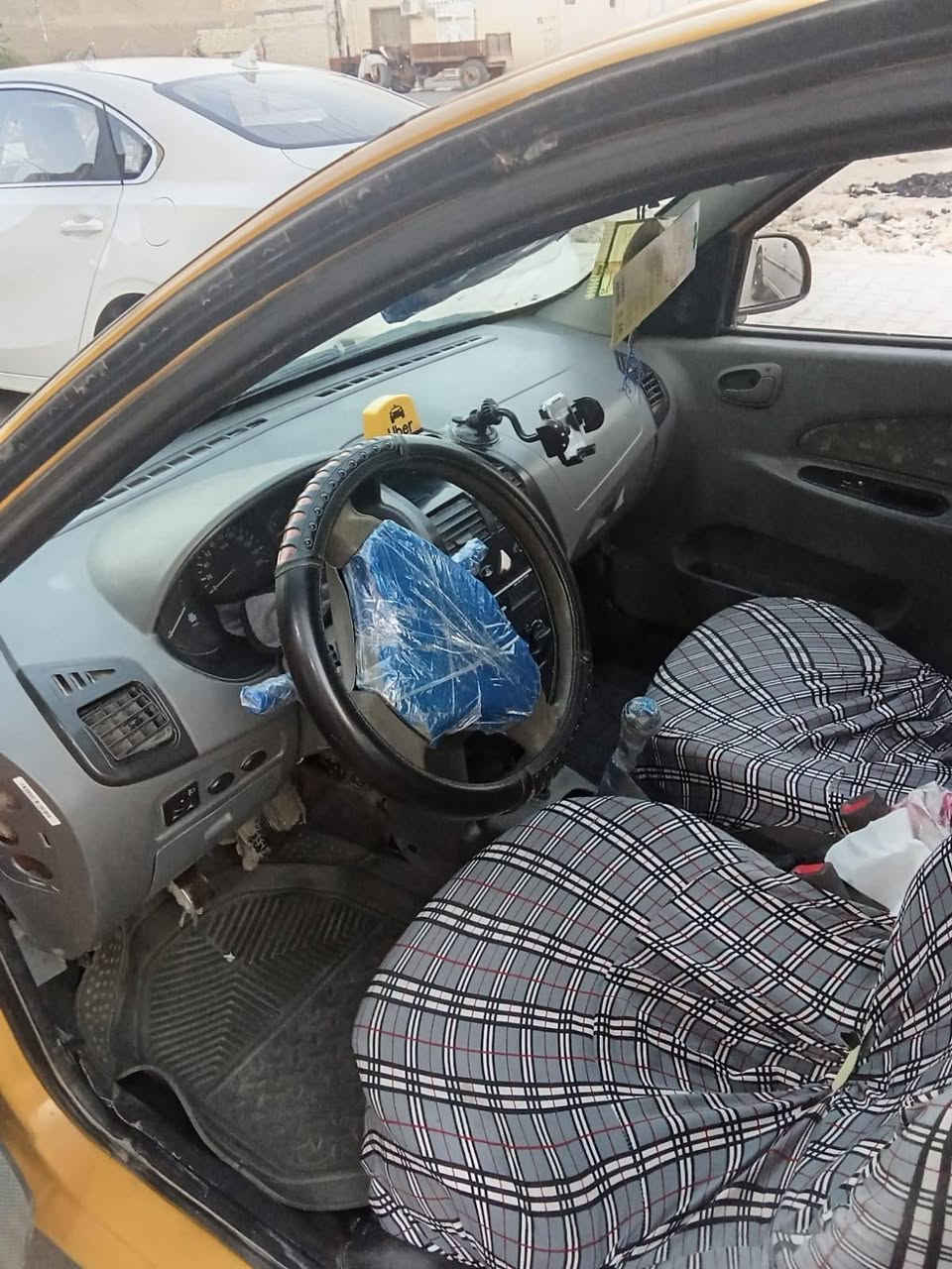 طيبه للبيع موديل 2015 عليها هيئه وغرامات 700 على المشتري السعر 23 ورقه مكاني نجف كوفه ***********
