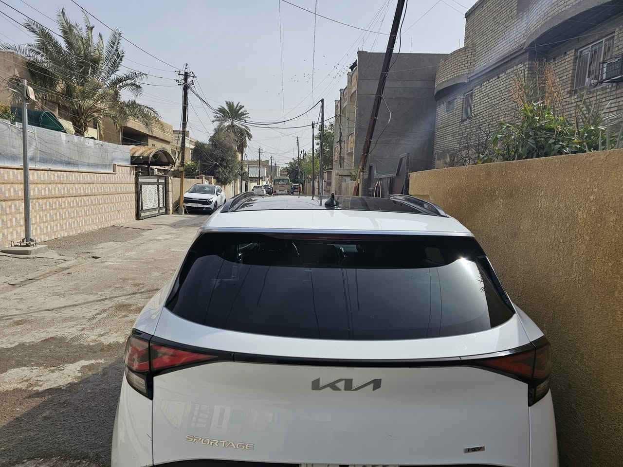 سلام عليكم سبورتاج ٢٢ هايبرد كوري اصلي  شكل جديد فول مواصفات بيها بابين مبدله اصلي وبارد قليل بالباب الخلفي مكاني بغداد رايدها 195 وبيها مجال رقم بغداد ماشيه ٣١ الف كيلو 
***********
