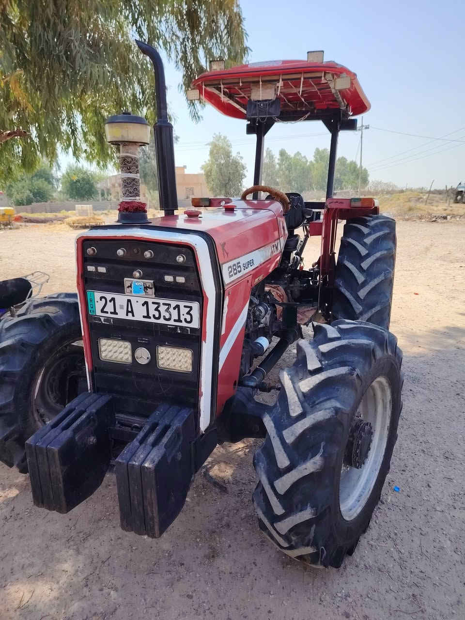 للبيع فورگسن 2012 مكينه نضيفه لاتنقيص ولا تبخير گير اكسل شرط للستفسار الاتصال عل رقم ***********
