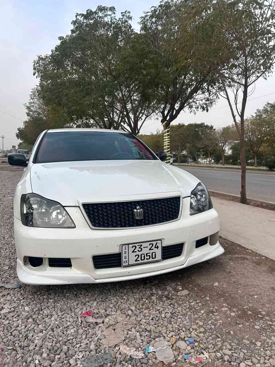 شاهینە 180 گێر و مەکینە بچوک ئاڵتونی بازاڕ
2005 مووس
سێ دووگمە، بەسمە ڕەش، تەبرید سارد و گەرم، ئاوێنە کارەبا، کامل جوانکاری، سەیارەی مەعرەز نییە و هی ماڵە،
شوێن مووسەکانی بۆیاخە و ٢ پارچە بۆیاخی ئەوروپا
کۆدی بۆ کراوە و بە ناوی خۆمەوەیە 
٤ تایەی لۆک لەسەرە، ڕۆنی تازە گۆڕاوە، دەعامی دوا و پێشەوەی 2007 
گێڕ و مەکینە بەشەرت، دوکەڵ و بوخار بە شەرت، سەیارەکە تا بڵێی جوان و پاک و بێ کێشەیە 
72 وەرەقە و معامەلە، لە کەلارم

***********
واتساپیشی لەسەرە
