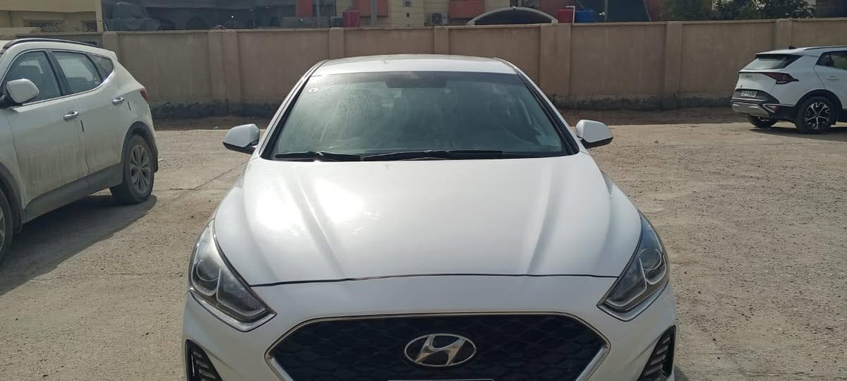 السلام عليكم سوناتا وارد كوري 2020 رقم بصره باسمي مكفوله من الضربه والصبغ سعر 180 وبيها مجال ***********
