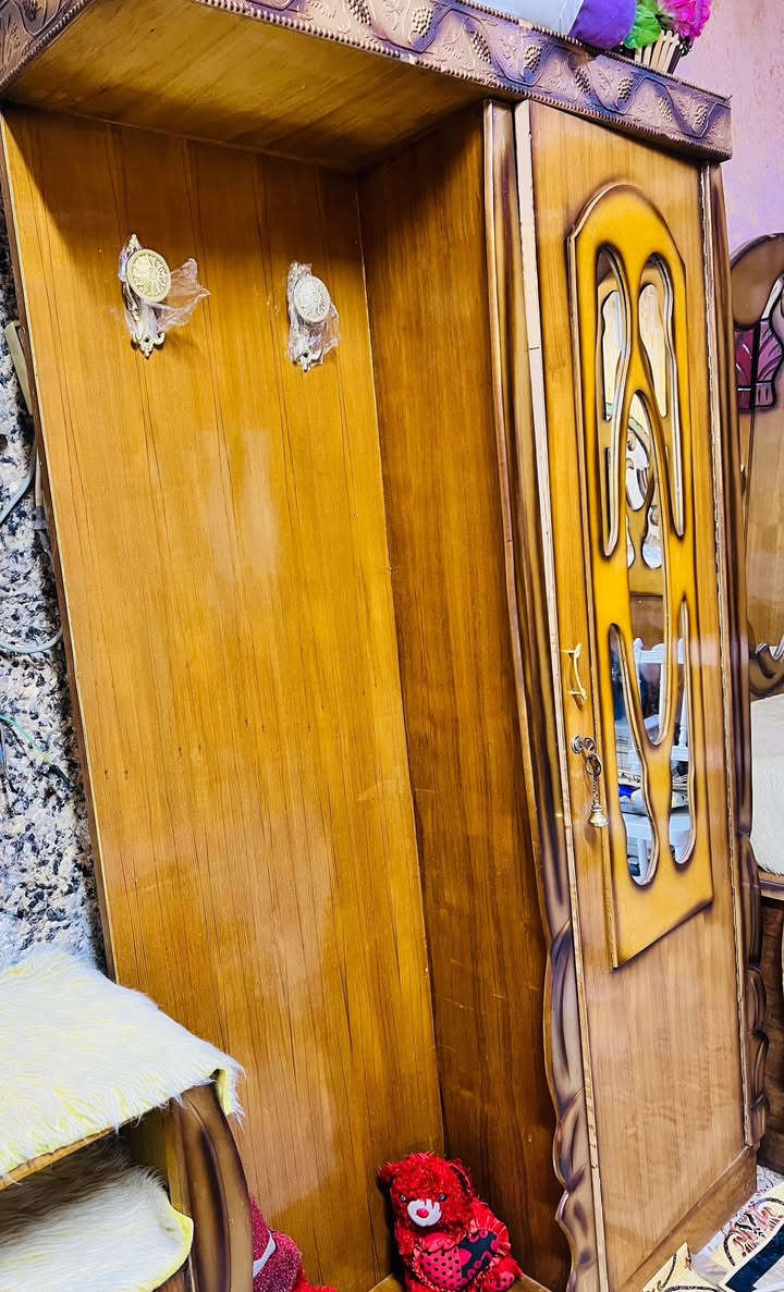 غرفه نوم للبيع صاج نضيفه  650 الف وبيها مجال للشراي


**إذا كنت صاحب هذا الإعلان وتريد حذفه لأي سبب، رجاءا أرسل رسالة إلى الدعم الفني**