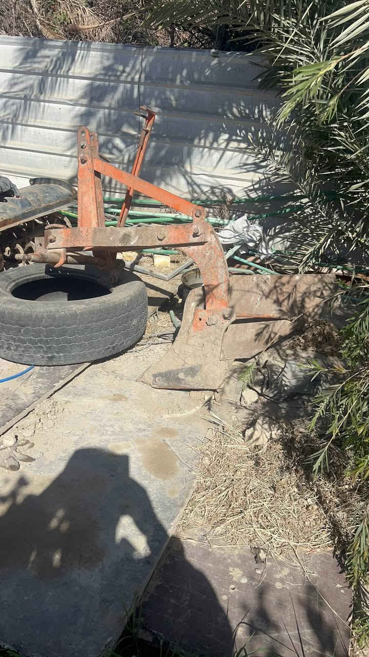 سلام عليكم كابوته ينمر للبيع  محرك بستمين كهربائيات عالي ناصي اشارة بروجكتر خلفي كلها شغالة فدان بلاد مع رفاس سعرها18 ورقة مكاني ديوانية


**إذا كنت صاحب هذا الإعلان وتريد حذفه لأي سبب، رجاءا أرسل رسالة إلى الدعم الفني**