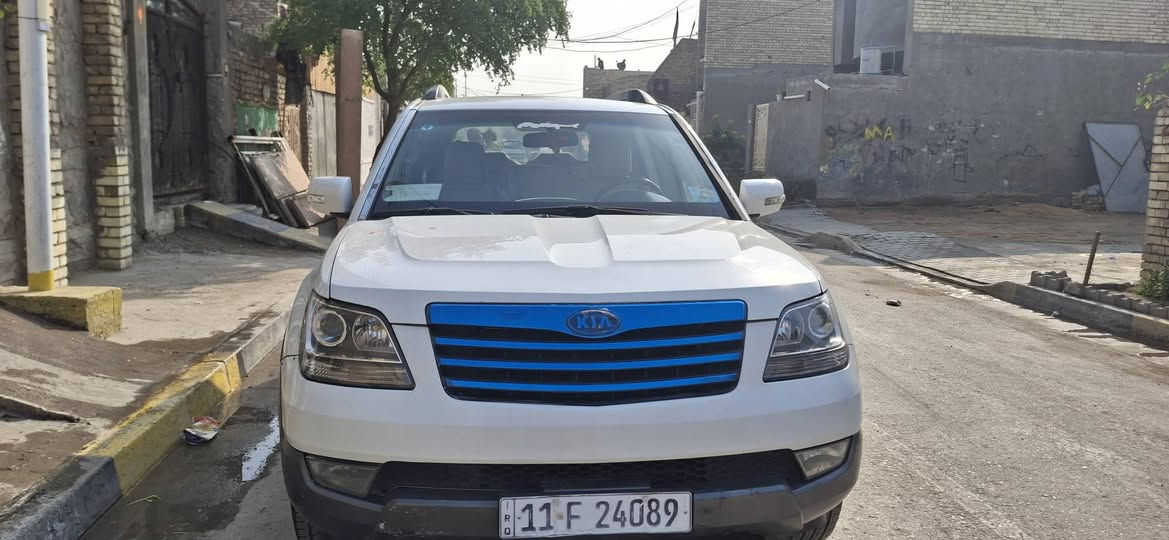 مهافي 2010نص فول فور ويل السياره جاهزه مكينه هسه شادهه
صبغ جاملغ الخلفي
تحكم ستيرن 
تخم تاير صدر جديد
7راكب تبريد 3قطع
السعر 130 رقم بغداد بسمي
مكاني بغداد ***********
