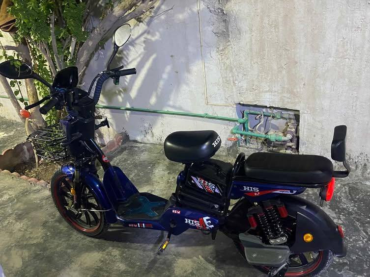 السلام عليكم درجه شحن اكبر حجم سرعه 75 حقيقي 60 شرط النضافه صارلي اقل الشهر من مشتريه دراجه فول الفول مسجل بيه السعر 550وبيه مجال بسيط جماعه الجوه 500 لا تعلق مكاني بغداد الشعب رقم الهاتف *********** رجاً رجاً رجاً المو شراي لا يخابر وبس هاي المعلومات لااعرفه عن الدراجه لا تسئلني
