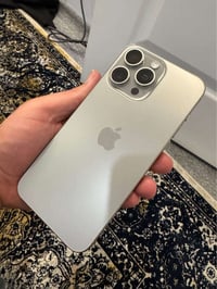 آيفون ١٥ برو ماكس • ٢٥٦ • باتري ٩٠٪