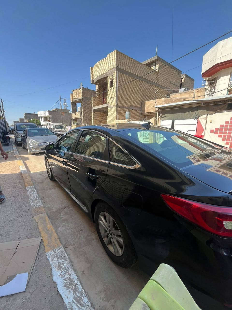 سوناتا ٢٠١٧ للبيع
حادثها كما موضح بالصوره وارد امريكي 
٢٤٠٠ 
كفاله كير ومحرك وتبريد
ثلاث انظمه قياده 
تحكم ستيرن وشاشه 
سياره مال جنايه 
السعر ١١٥ 
للاتصال ***********
مكانها بغداد
