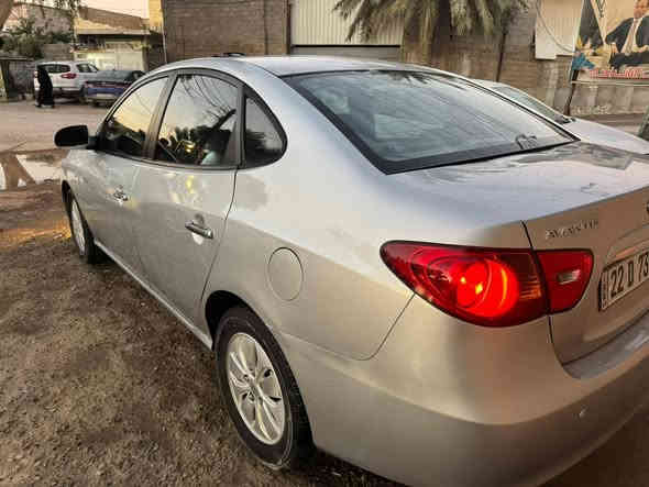 السلام عليكم
ادوات ادوات دخول جديد 
النترا مقدس 2010
مكينه كير كفاله حداديه جديده
سياره جاهزه عله اخير حبه 
رقم سنويه طبق الاصل 
السعر 42
العنوان بغداد الدورة 
التواصل ☎️***********
