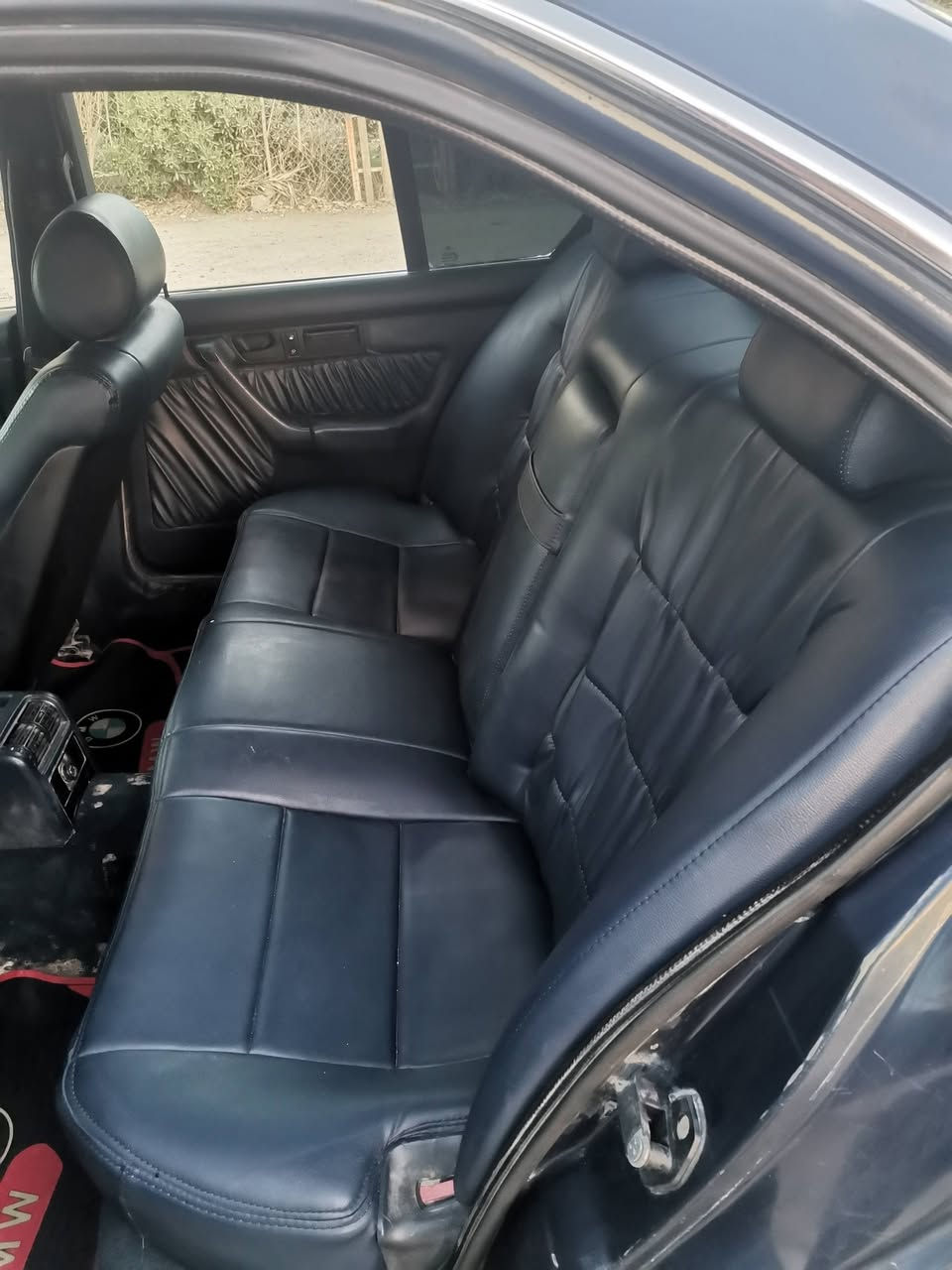 للبيع  BMW مديل91/ حجم 25 رقم صلاح الدين تحويل   بدون حادث كير ومحرك  شرط   السياره جاهزه من كل شي تدفئه وتبريد داخلها  جلد  مكاني سامراء  السعر 60 وبيها مجال  للستفسار ***********
