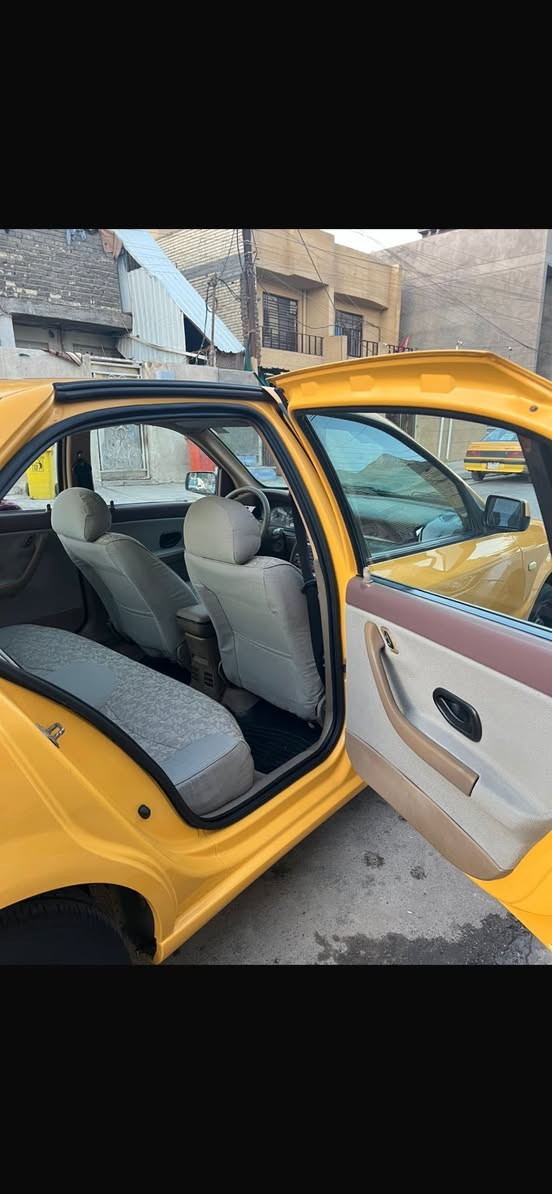 السلام عليكم سمند موديل 2011 مكفولة كفاله عامه من الصبغ والتبديل والخياس والشخط والبارد تبريد تدفئه صدر مكينه كير كلج كلها ع وضع الشركة العنوان بغداد 
***********
