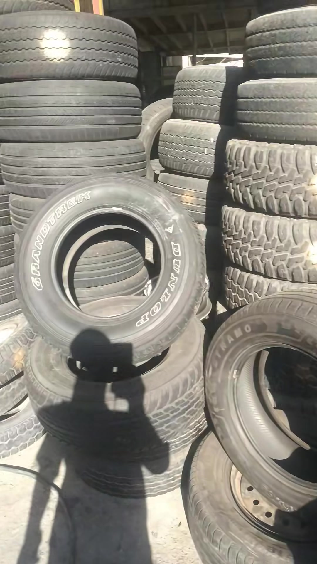 بنچرجي وخدمات(( ابو بحر ))// ابو بحر ونهر
مفتحين نظام ال(( 24ساعه ))....*********

............... يوجد لدينا جميع احجام الاطارات السيارات ((جديد او باله))..............

يوجد لدينا  (( دليفري بنچر )) وين متبنچر إطار سيارتك نجيك..... داخل بغداد فقط.........++++++++++++
...…........ (( بنچرچي جوال. ))....................
مجاور علوه زيونه /******/تحت الجسر الرابط بين ساحه ميسلون وكراج الامانه مجاور العلوه المخضر.............#############
يوجد لدينا كافه انواع الاطارات باحجامها 
........................................................
مهندس/ عباس:::::: (***********):::::::
مهندس/ موسى::::: (***********):::::::
.................دلفري بنچر.......................
يوجد لدينا جميع زيوت محركات السيارات الاصليه والدرجه اولى مع ورقه ضمان الزيت 
..............دلفري بنچر.........................
نضام ال 24ساعه بخدمتكم((ابوبحر))
