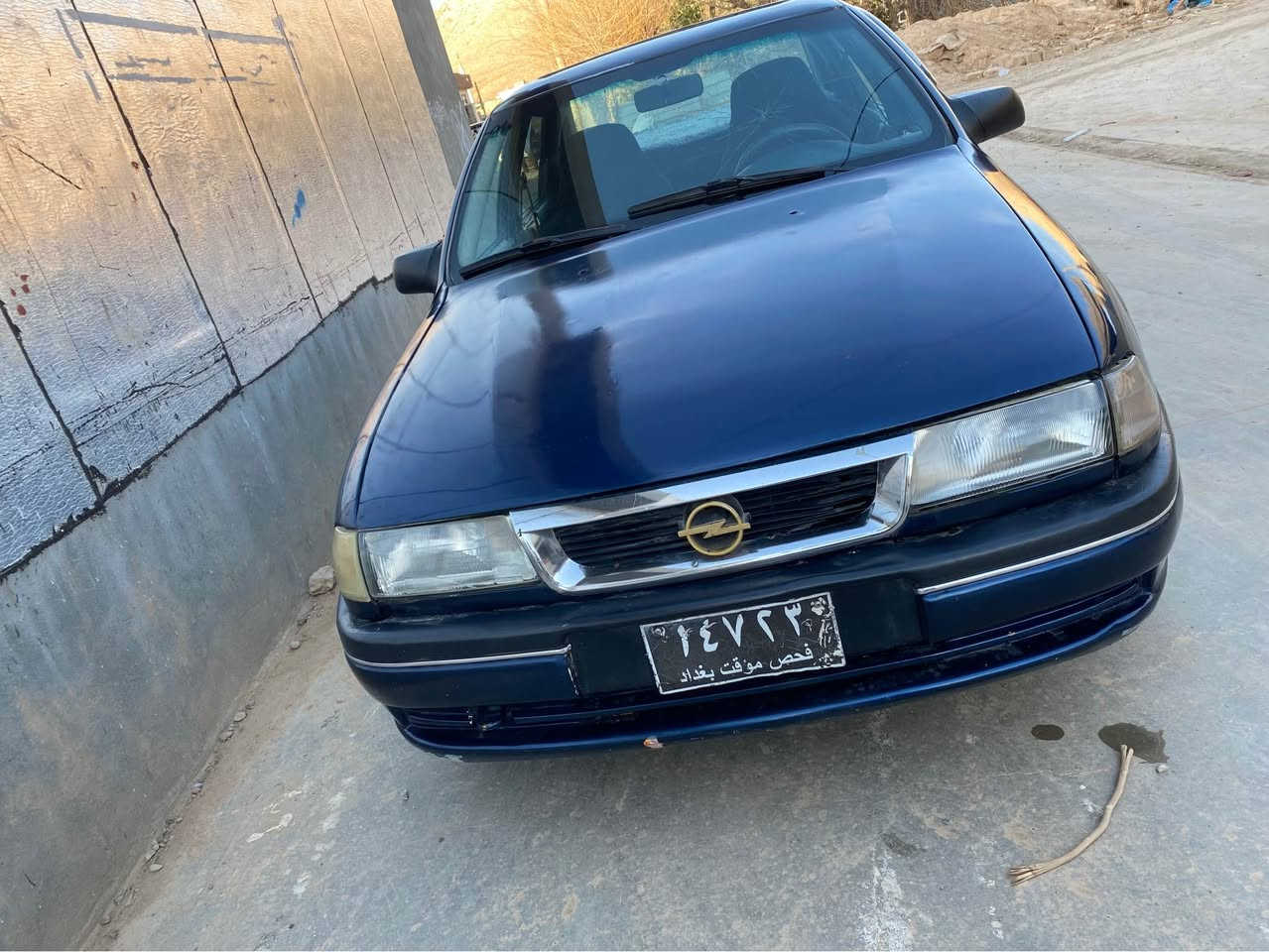 ئؤپل مؤدئل 1993سلايد
مه كينه هه ژده گئرو مه كينه ى به شه رت 
تازه بؤياخ كراوه ته وه پئش و دواى قرچى پئوه نييه 
كاره باى فلچه و چوارى و گه رمى هؤڕن هه مووى مه زبوته پئشى هه مووى زينؤنه 
تاقم پئش و دواى تازه داگيراوه ته وه 
چوارتايه ى لؤكى له سه ره يه ك هه فته يه بؤى به ستراوه 
كوشنه كانى تازه تئگيراوه ساقفى هه مووى تازه تئ گيراوه سه ياره كى مه زبوت و جوانه يه ك دينار مه سروفى تيانيه مالى دؤسته 
علوجه مالى مه ده نى و موس و براوه ى به شه رت 
نرخى 20گلاو مه جه لئكى زؤر كه م
ژ.م.***********واتس ئاپ و ڤايبه رى له سه ره السليمانية, العراق
