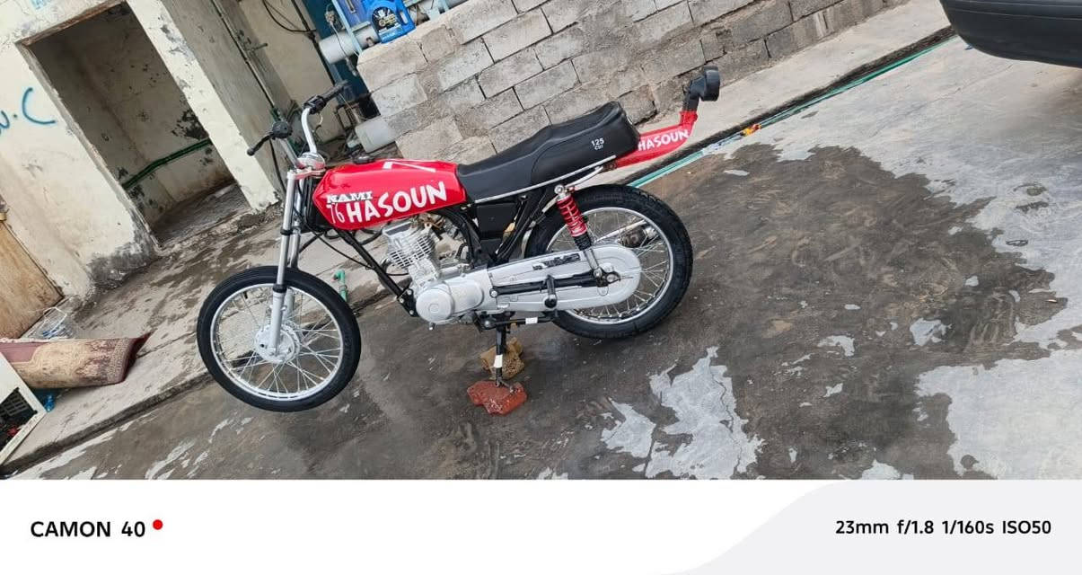 سلام عليكم دراجه نامه شلامجه للبيع (مديل 25)(والشاصي 23) مامفتوحه مبدل بس ولفات مكينه تخبل شرط شلعه ومعدل وفصله (اوراق سكنر سكنر) بليته موجوده (السعر 600) والشراي ينتصل ويدلل ***********
