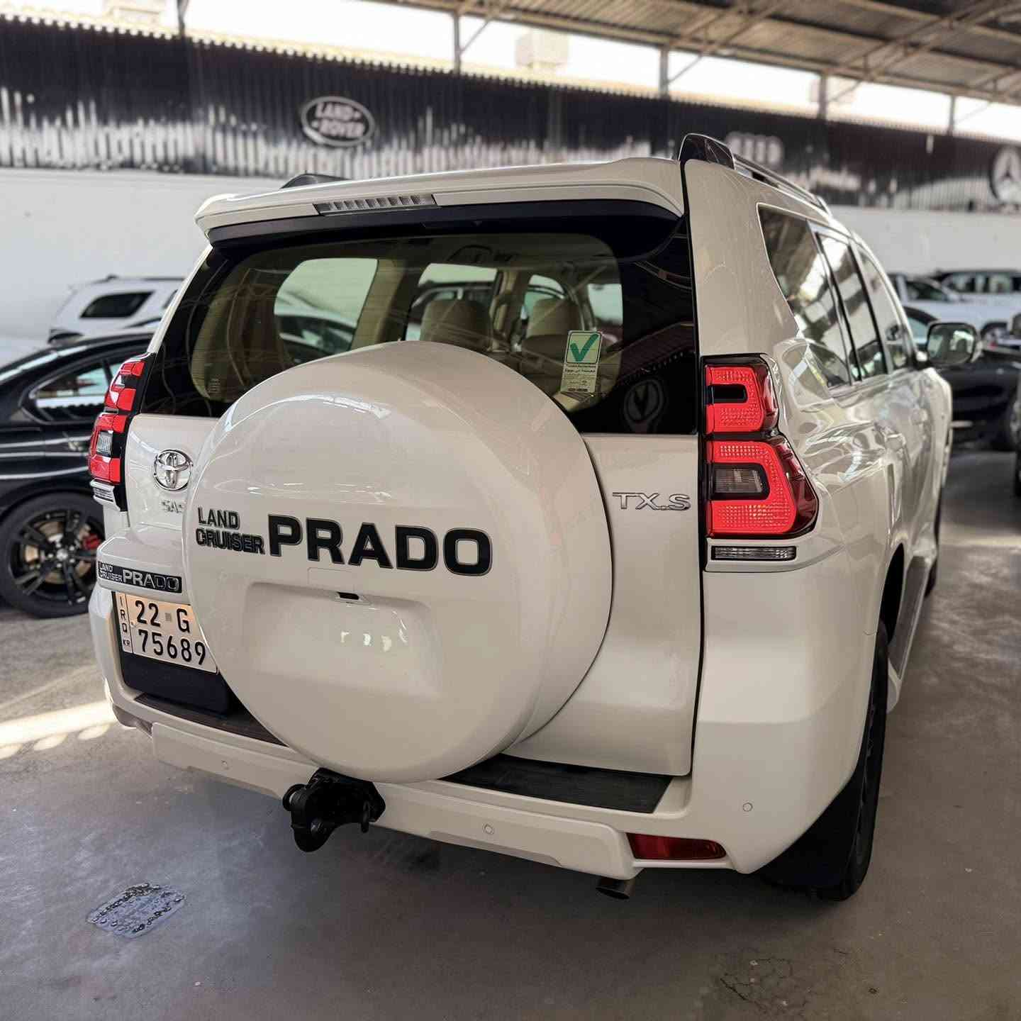 🚙🔥 Toyota Land Cruiser Prado – وكالة SAS

الاعتمادية والقوة بهيبة البرادو المعروفة 👑✨

✔️ فئة TX.S
✔️ ماشية 43,000 كم فقط
✔️ وكالة SAS
✔️ مكفولة كفالة عامة
✔️ حالة ممتازة وقريبة جداً للوكالة

✨ راحة عالية + أداء قوي + جاهزة لكل الطرق والرحلات

📍 متوفرة لدى شركة علي الشيباني لتجارة السيارات
بغداد – الكاظمية – جكوك قرب مرور الكاظمية

📞 للحجز والاستفسار:
***********-***********

🔥 فرصة مميزة لعشاق البرادو… سيارة نظيفة ومكفولة وجاهزة للتسليم الفوري
