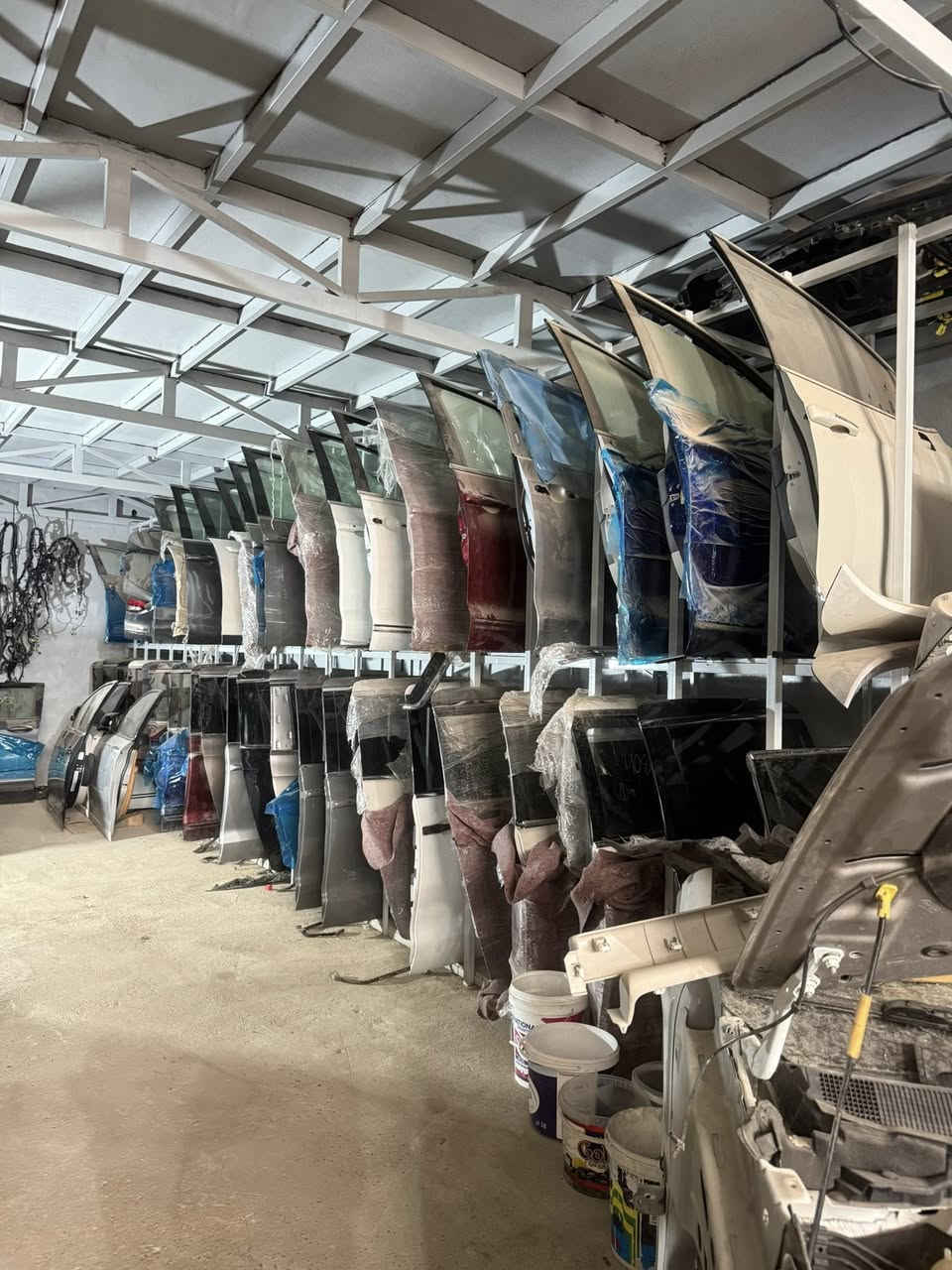 النسر الأمريكي

لتجارة قطع غيار السيارات الأمريكية 🇺🇸

كلشي تحتاجه لسيارتك موجود عدنا!

🛠️ قطع أصلية

🚗 صيانة محترفة

💰اسعارنا تنافسية 🔥

🔧 يتوفر لدينا جميع قطع وأدوات 

(الباسيفيكا &جيب كراند شيروكي 2023.2024&تريل بلايزر& ماليبو الأصلية)🔅:

 • أبواب

 • جاملغات

 • دعاميات أمامية وخلفية

 • بدنات

 • راديترات

 • لايتات أمامية وخلفية

 • بنيد 

 • بك لايت

 • وكل ما تحتاجه سيارتك متوفر لدينا!

📍 العنوان:

بغداد – الكرادة – فرع كراج 2000

📞 للتواصل عبر الواتساب أو الاتصال المباشر:

0771 066 6296

0785 888 7999

🚚 يتوفر توصيل لجميع المحافظات
