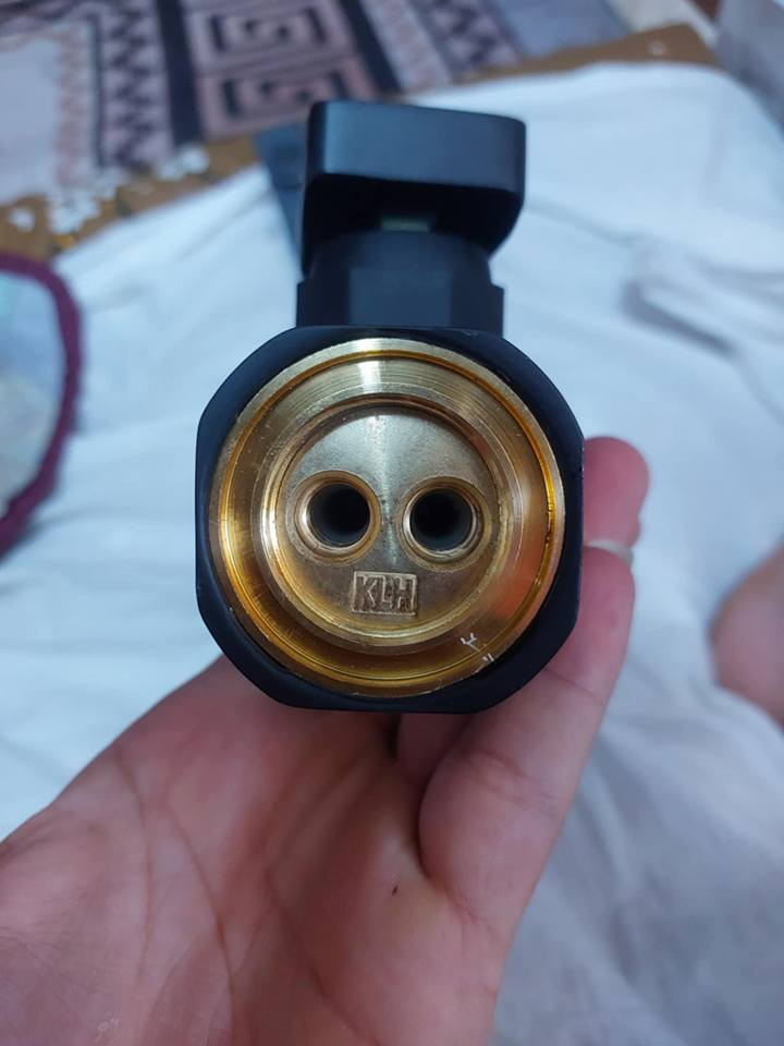 خلاط سنك طلعلي بالامزون
السعر 15 على اول تم 
*********** عمارة, ميسان
