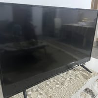 شاشة ٤٥ • نضيفه • تلفزيون