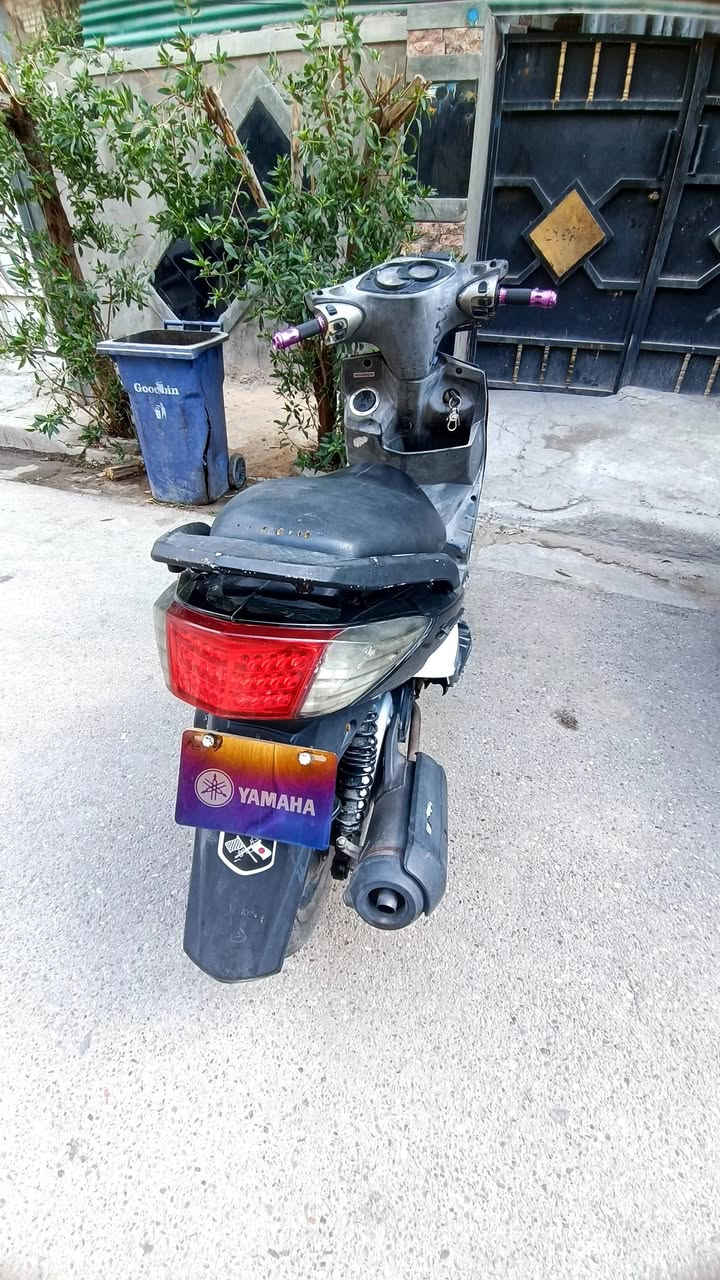 سكنس
فحل نوزل خطين للبيع بسعر 650 وبيها مجال 
الدراجة ماخذها كفاله بس ما اتوقع دراجة ما مفتوحة صارلها سنه ونص تقريبا يمي ما فد يوم وكفت عندي بس ابيعلك محرك مفتوح  للدوام اروح وارجع بيها شغاله بكل وقت و هاي لابيض البيها اني صبغتها بيدي فا الصبغ مو كلش مضبوط + تجي تفحص الدراجة وتشوفها عجبتك اخذها ما عجبتك فا كل الهلا بيك سعرها 650 وبيها مجال مكاني بغداد الحريه الدولعي


**إذا كنت صاحب هذا الإعلان وتريد حذفه لأي سبب، رجاءا أرسل رسالة إلى الدعم الفني**