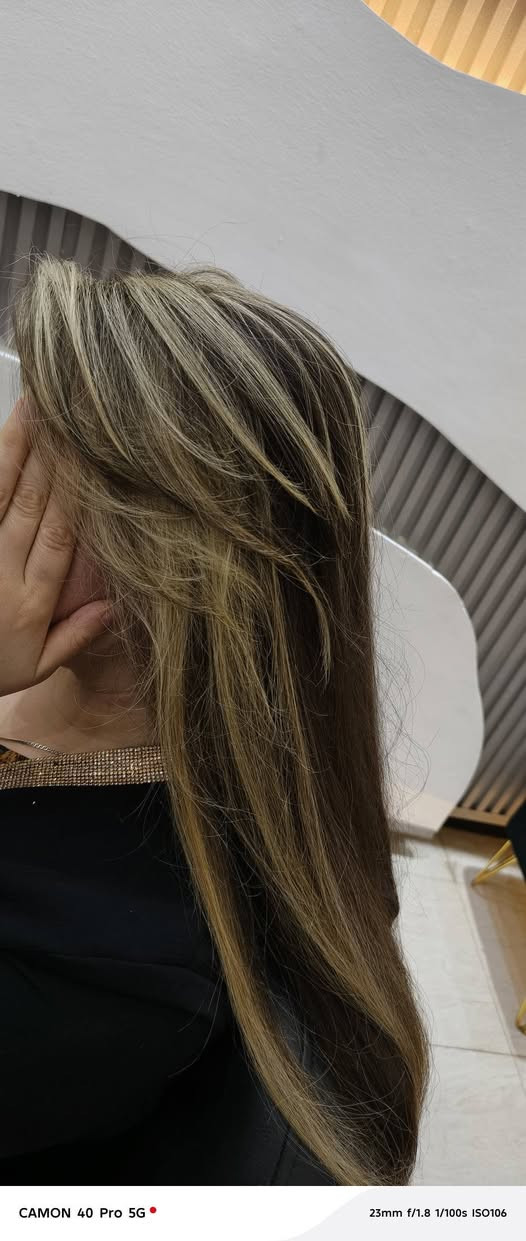 لوحات صالون ايلان يرحب بكم متواجدين من الساعة العاشرة صباحا إلى 8 مساءا واهلا وسهلا بلجميع للحجز ***********
