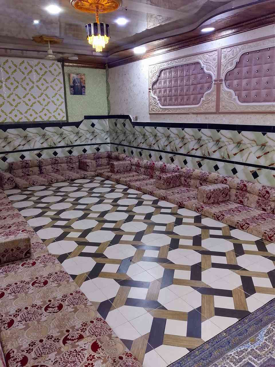 جلسة عربية كلش نضيف 14 متر سعر 175 وبية مجال قليل مكانة البصرة الحيانية
*********** واتساب
