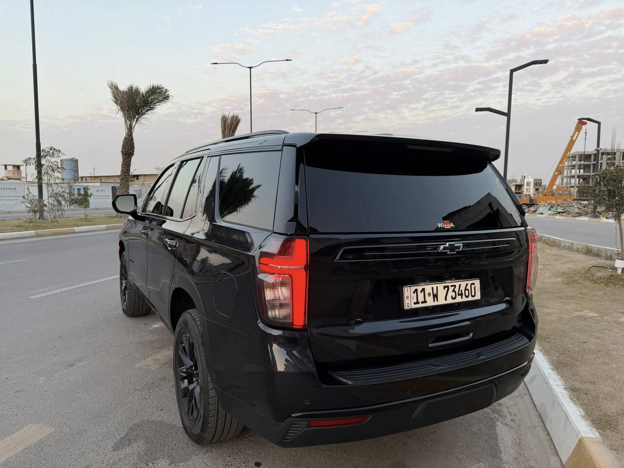 السلام عليكم 
تاهو Z71 2023 بلاك ادشن 
ماشية ٧٨ كم فور ويل أربع انظمةًقيادة 
حساسة امامي خلفي رادار كشنات جلد تدفئة 
محرك ٥٣٠٠ تخم تاير جديد مغلفة pdf ب١٥$
حادثها منشور بصور كلش حلو  
صبغ نص جاملغ خلفيً وباب نفس لون اصلي 
سعر ٤٢ونص وبيها مجال بسيط 
رقم ***********
