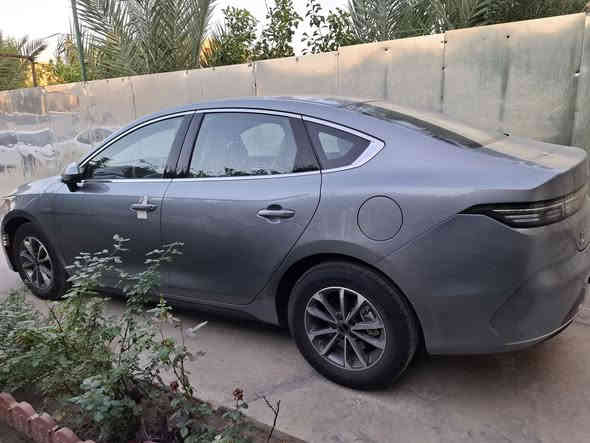 ●●●●●●●●●●●●●●●●●●●●●●●●●●☆☆

للبيع دستروير BYD ماشية الفين كم موديل 2025

كارت وبصمة وشاحنة مع العدة منفاخ وفوم وماسحات وبدلة عمل وهوك سحب 

شاشة دوارة تشغيل عن بعد وباقي المواصفات معروفة 

خزان وقود 45 لتر يمشيك 1200 كم

للاستفسار *********** متوفر واتساب اتصال

مكاني بغداد رصافة
