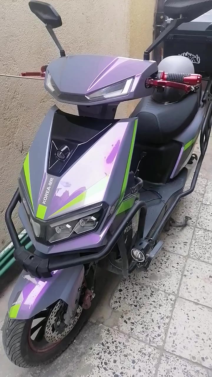 دراجه سحن ست بطاريات سرعتهه ٩٠ حقيقي الدراجه  ماخذيهه اقل الشهر يعني السعر ٨٠٠ المكان بغداد حي العامل ***********
