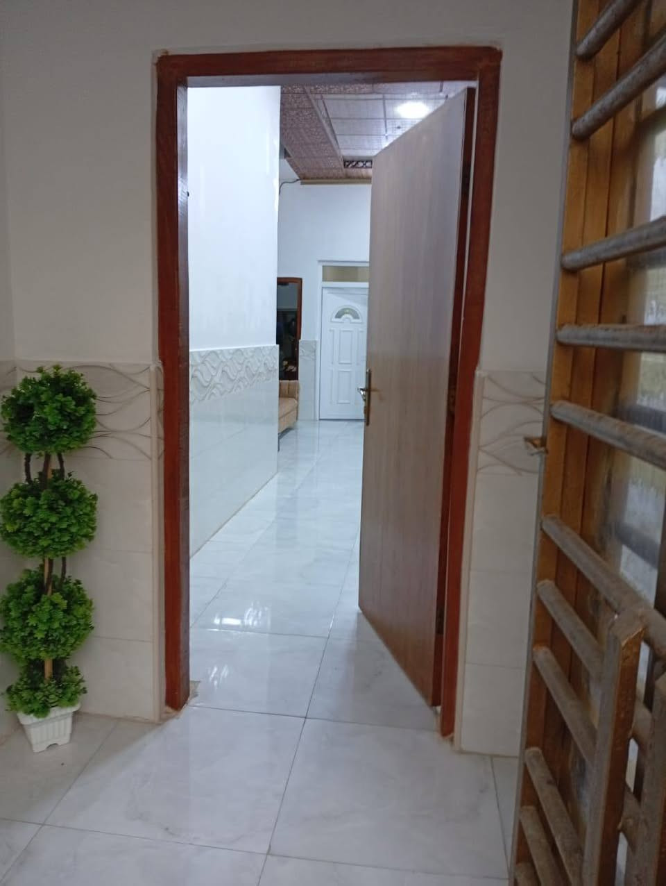 بيت بم النعاج 200 متر طابو زراعي صرف اصولي نسخة وتحويل مباشر بسم المشتري البيت ركن وبي محل بنيان جديد للاستفسار الاتصال على هاذ الرقم *********** البصرة, العراق
