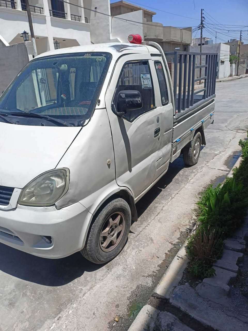 هيفه للبيع منفيس اصلي محرك جديد صدر جديد سياره جاهزة سعر 18 وبيه مجال بسيط مكان كركوك ***********
