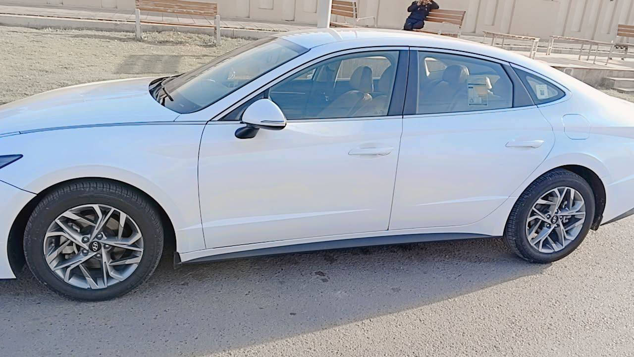 سوناتا 2020 خليجي كفاله السعر 170وبيهامجال مكان السياره ابو غريب ***********
