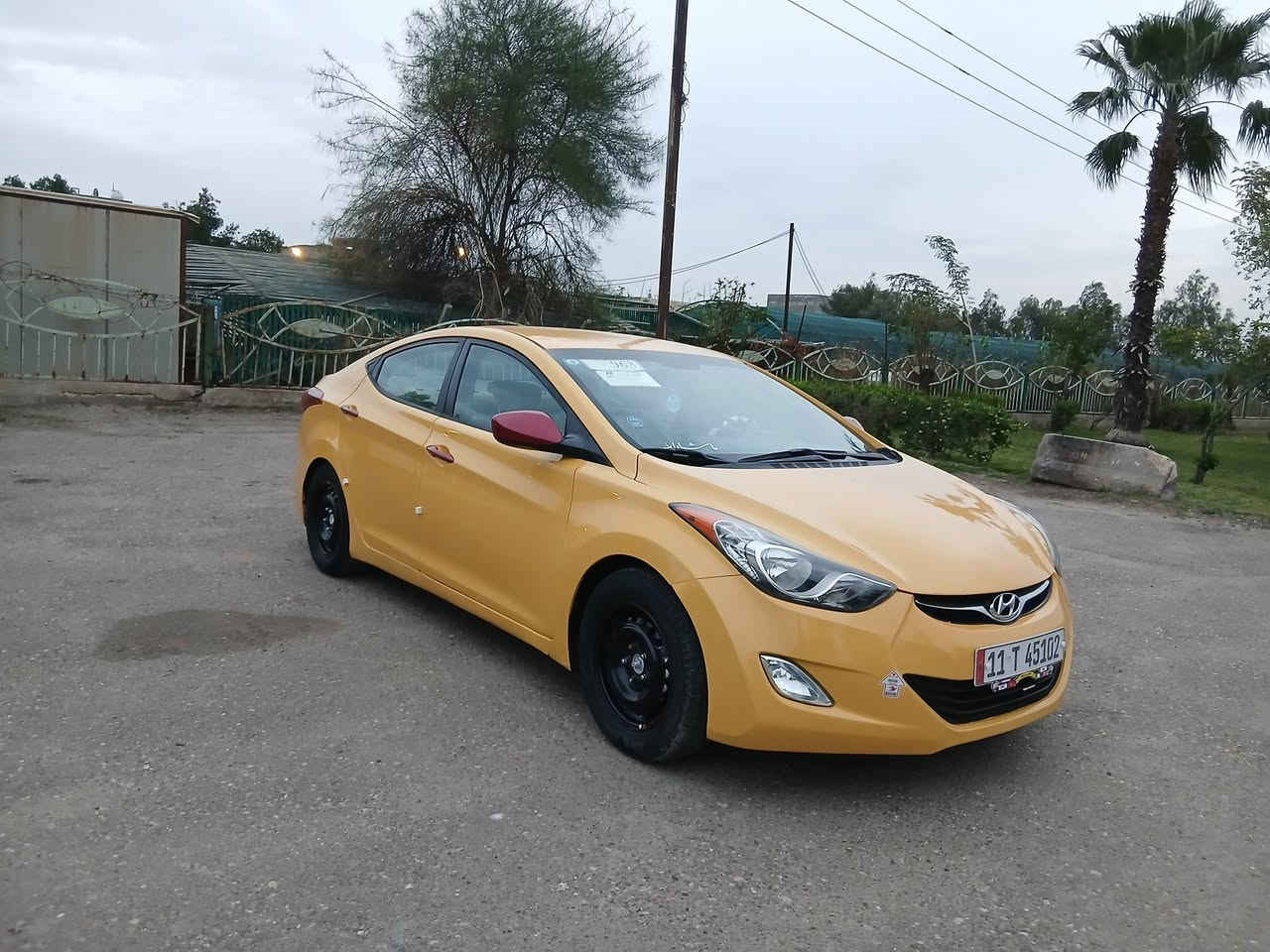 سلام عليكم مرخصة الادمن المحترم النترا وارد امريكي موديل ٢٠١٣  بيها قطعتين تبديل بدون داخل  باقي سياره ليبل واحد 
صبغه أولى سياره. ممعيوده صبغها 
كير مكينه خير من الله  
مكينه ١٨٠٠ دوش
تبريد شغال 
صدر مكفول 
داخل لونين 
تخم تاير جديد 
السعر ٩٣ وبيها مجال كلش قليل
 عنواني بغداد البياع مدينه الذرى  
***********
